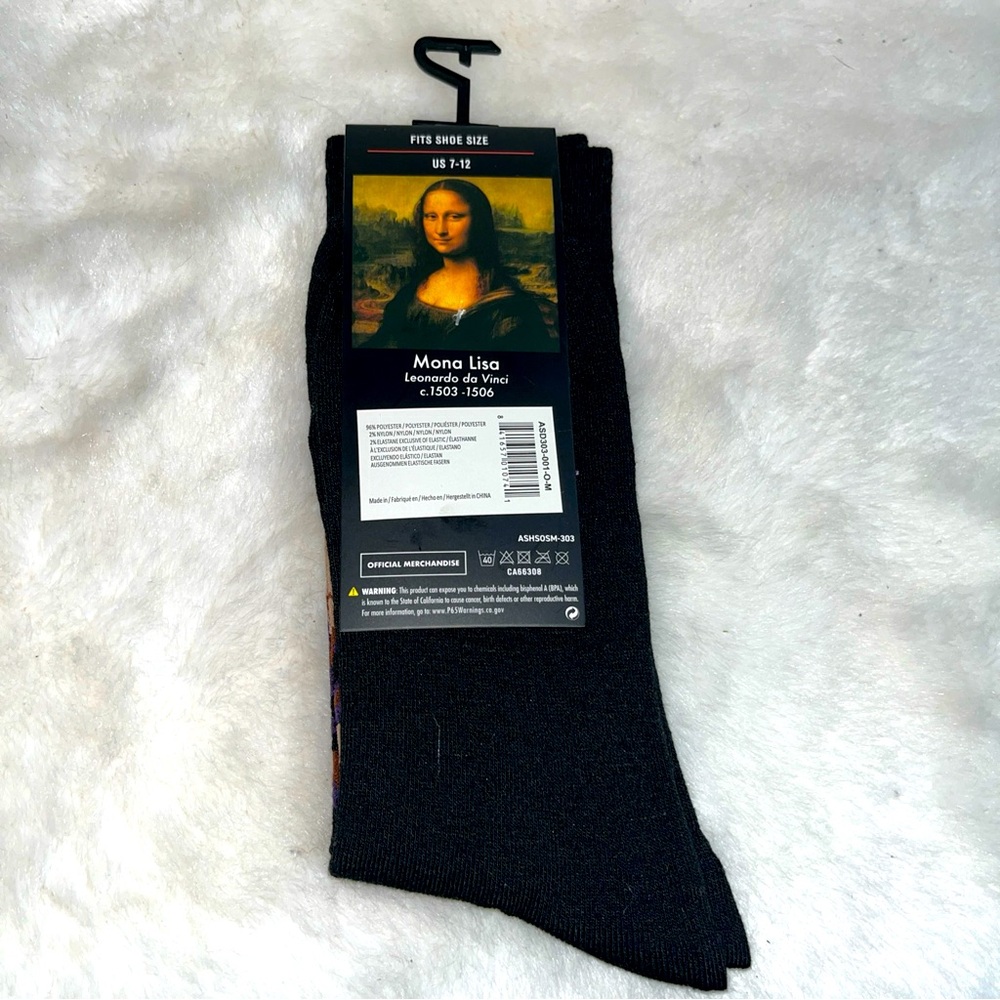 Artist Series Men’s Socks Mona Lisa, Leonardo da Vinci 1503-1506 Official Merch - Picture 2 of 4